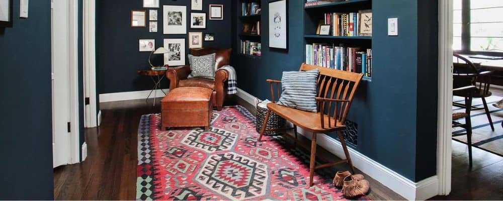 Design the runner rugs that compliments the interior of your space. 
